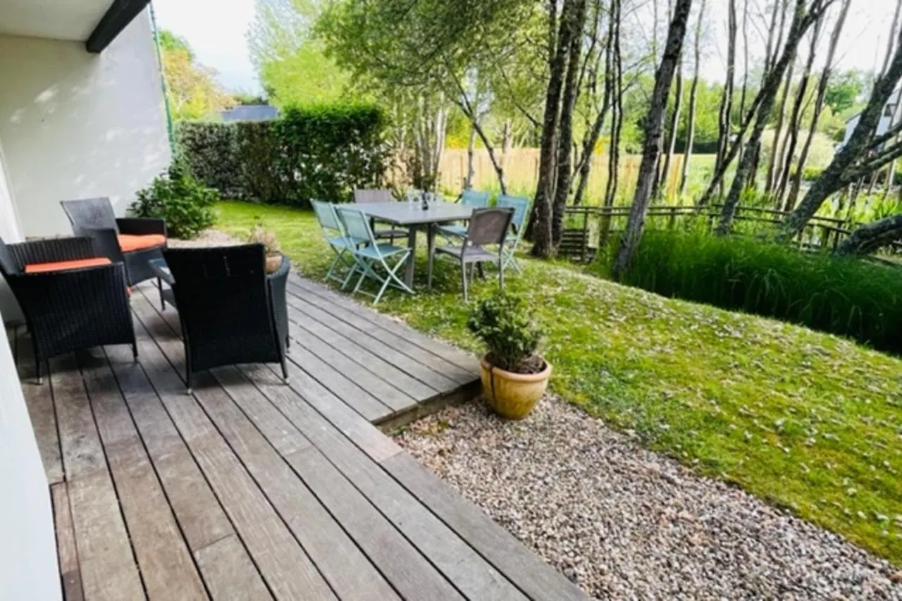 72M With Terrace And Garden Center Of Baden Apartment